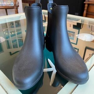 Stylish Black Ankle Boots by Sam Edelman